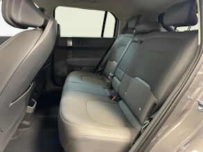 https://vehicle.imgix.net/4413766/776229e9-42cc-4aed-ac63-95284283e863.jpg