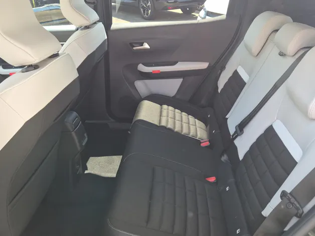 Citroën e-C3 Aircross long range Business