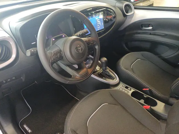 Toyota Aygo X 1.5 VVT-i HSD Trend