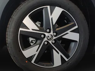 Toyota Aygo X 1.5 VVT-i HSD Trend