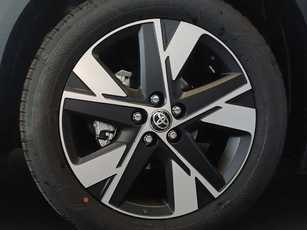 Toyota Aygo X 1.5 VVT-i HSD Trend