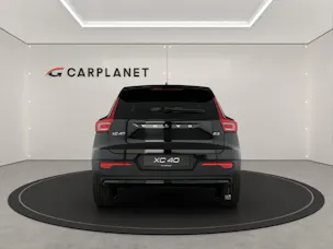 VOLVO XC40 2.0 B3 MH Plus Dark