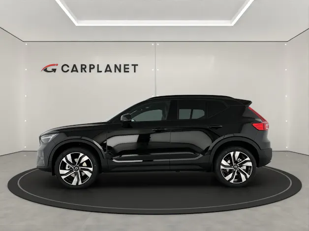 Volvo XC40 2.0 B3 MH Plus Dark