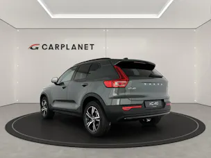 VOLVO XC40 2.0 B3 MH Plus Dark