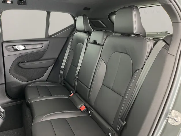 Volvo XC40 2.0 B3 MH Plus Dark