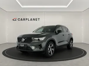 Volvo XC40 2.0 B3 MH Plus Dark
