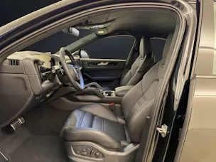 PORSCHE Cayenne Turbo E-Hybrid Coupé mit GT-Paket