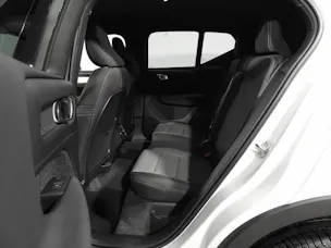 VOLVO XC40 2.0 B3 MH Core