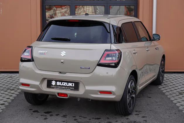 Suzuki Swift 1.2 Sakura Top Hybrid CVT - "Edition Limitée * 5 ans de garantie * Clim Auto * Rétroviseur Elect. Rabattable"