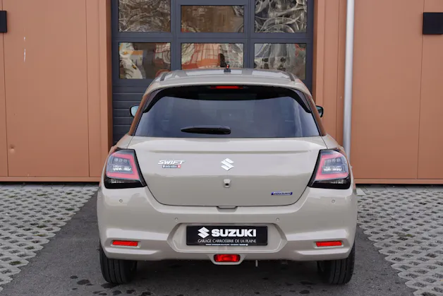Suzuki Swift 1.2 Sakura Top Hybrid CVT - "Edition Limitée * 5 ans de garantie * Clim Auto * Rétroviseur Elect. Rabattable"