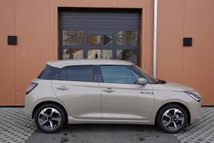 Suzuki Swift 1.2 Sakura Top Hybrid CVT - "Edition Limitée * 5 ans de garantie * Clim Auto * Rétroviseur Elect. Rabattable"