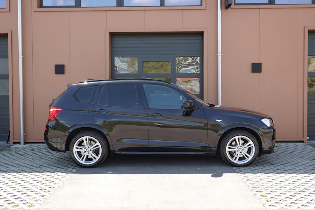 BMW X3 xDrive 30d Steptronic -" Pack M * Capteur de Recul * intérieur cuir * jantes 19 * sièges chauffants/électriques "