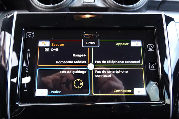 Suzuki Swift 1.2 Compact Top Hybrid CVT - "CH Auto * Rabais Taxe * Tempomat Adapt * Keyless * Clim. Auto"
