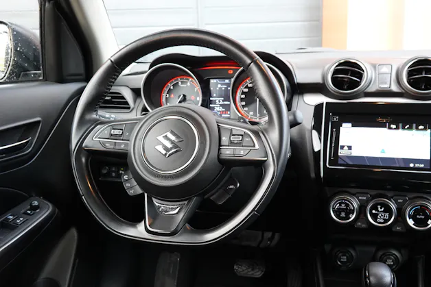 Suzuki Swift 1.2 Compact Top Hybrid CVT - "CH Auto * Rabais Taxe * Tempomat Adapt * Keyless * Clim. Auto"