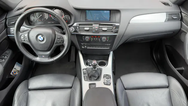 BMW X3 xDrive 20d -" Pack M * Capteur + Camera de Recul * intérieur cuir * jantes 19 pouces * sièges chauffants+électriques "