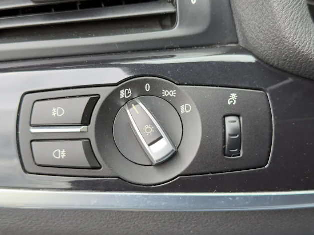 BMW X3 xDrive 20d -" Pack M * Capteur + Camera de Recul * intérieur cuir * jantes 19 pouces * sièges chauffants+électriques "