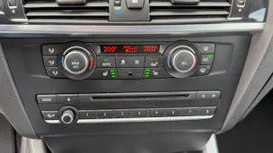 BMW X3 xDrive 20d -" Pack M * Capteur + Camera de Recul * intérieur cuir * jantes 19 pouces * sièges chauffants+électriques "