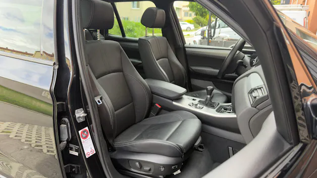 BMW X3 xDrive 20d -" Pack M * Capteur + Camera de Recul * intérieur cuir * jantes 19 pouces * sièges chauffants+électriques "
