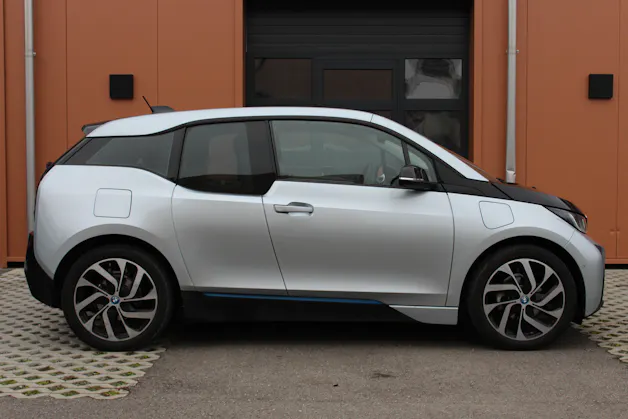 BMW i3 (60Ah) Range Extender - "Véhicule CH * 8 Roues * Harman&Kardon * Essence/Electrique * Expertisé du jour"