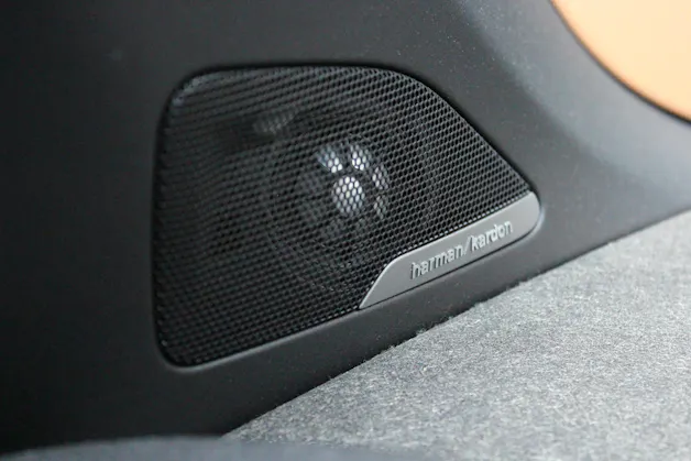 BMW i3 (60Ah) Range Extender - "Véhicule CH * 8 Roues * Harman&Kardon * Essence/Electrique * Expertisé du jour"