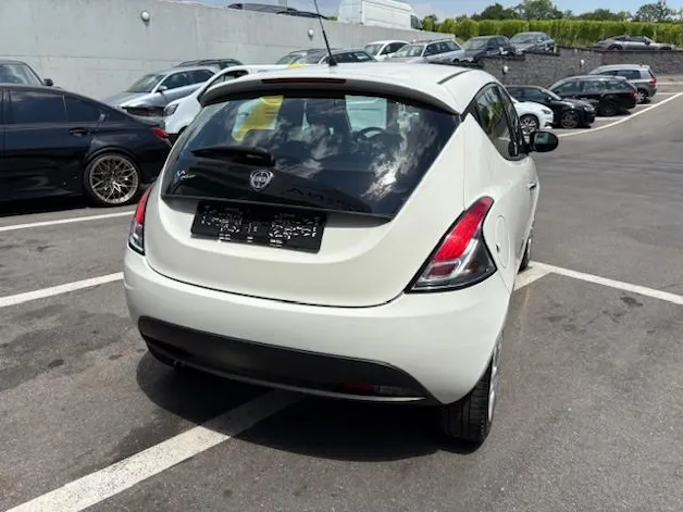 Lancia Ypsilon 0.9 TwinAir Gold S/S