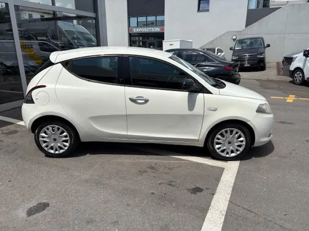 Lancia Ypsilon 0.9 TwinAir Gold S/S