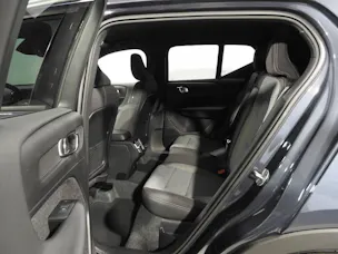 VOLVO XC40 2.0 B3 MH Core