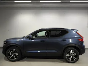 VOLVO XC40 2.0 B3 MH Core