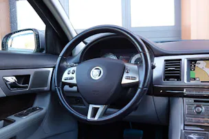 Jaguar XF 3.0d S V6 Portfolio - "8 Roues * Expertisé 08.2025"