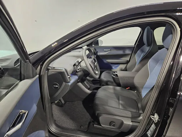 Volvo EX 30 E60 Twin Ultra Swiss Black Edition
