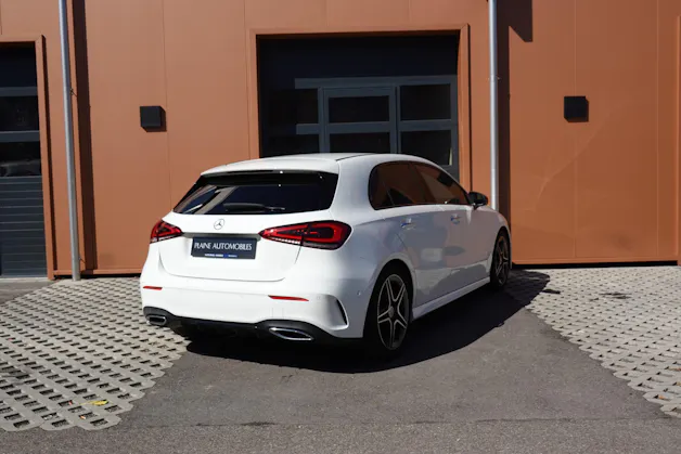 Mercedes-Benz A 250 AMG Line 7G-DCT "*Pack AMG Line * Caméra de Recul * Tempomat Adaptatif * Clim Auto * Sièges AMG * Aide à la Conduite *"