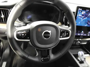 VOLVO XC60 2.0 T6 TE Plus Dark eAWD