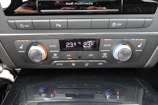 Audi RS6 Avant 4.0 TFSI V8 performance - "Toit Ouvrant * Sièges électriques * Sièges chauffants avant et arrière * Son BOSE *