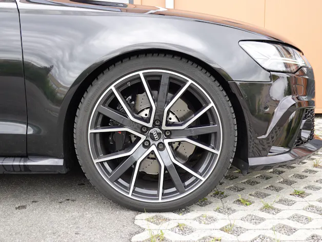 Audi RS6 Avant 4.0 TFSI V8 performance - "Toit Ouvrant * Sièges électriques * Sièges chauffants avant et arrière * Son BOSE *