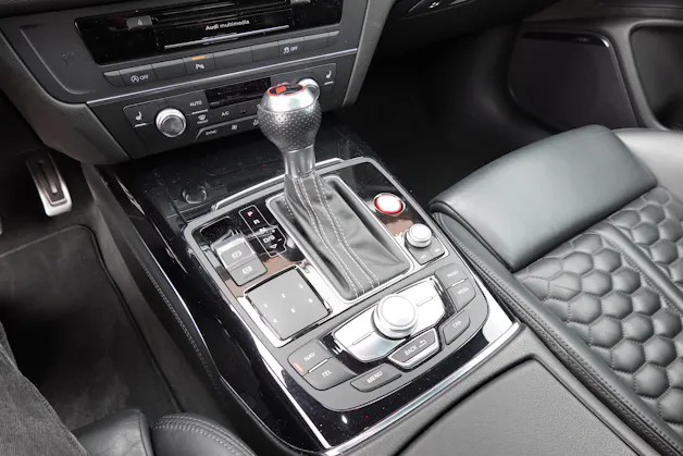 Audi RS6 Avant 4.0 TFSI V8 performance - "Toit Ouvrant * Sièges électriques * Sièges chauffants avant et arrière * Son BOSE *
