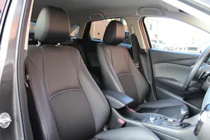MAZDA CX-3 SKYACTIV-G 121 Revolution FWD Automat - "Tempomat Adaptatif * GPS * Caméra de Recuil * Sièges/Volant Chauffant"
