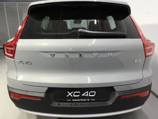Volvo XC40 2.0 B3 MH Core