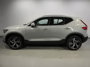 VOLVO XC40 2.0 B3 MH Core