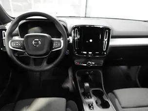 VOLVO XC40 2.0 B3 MH Core