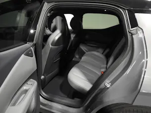 Lynk & Co 02