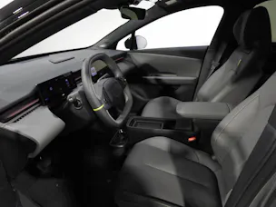 Lynk & Co 02