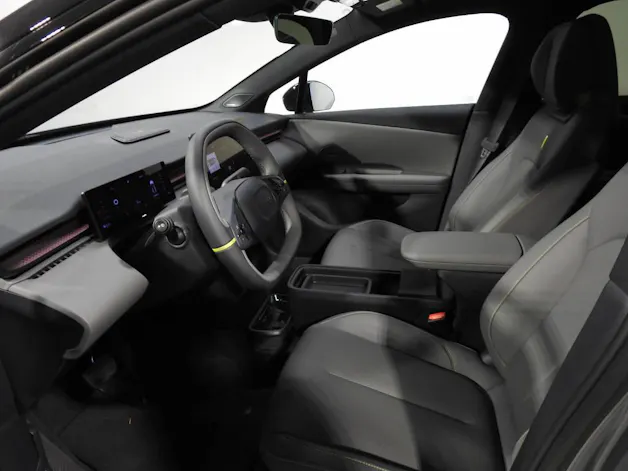 Lynk & Co 02