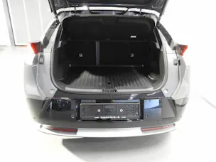 Lynk & Co 02