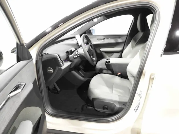 Volvo EX 30 E60 Plus
