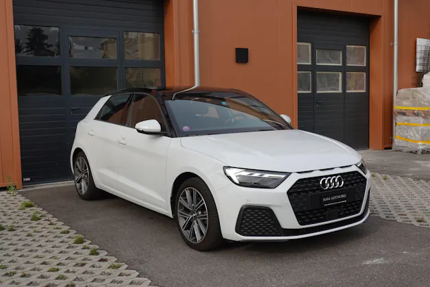 Audi A1 Sportback 30 TFSI S Line S-tronic - "CH Auto * S-Line Inté & Exté * Service Gratuit * Jantes 17 * Temp. Adapt"