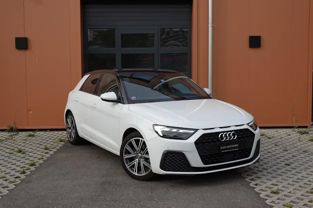 Audi A1 Sportback 30 TFSI S Line S-tronic - "CH Auto * S-Line Inté & Exté * Service Gratuit * Jantes 17 * Temp. Adapt"