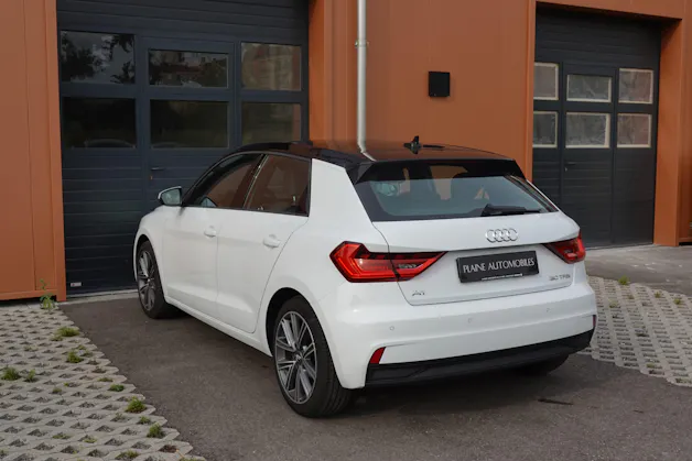 Audi A1 Sportback 30 TFSI S Line S-tronic - "CH Auto * S-Line Inté & Exté * Service Gratuit * Jantes 17 * Temp. Adapt"
