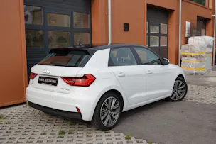Audi A1 Sportback 30 TFSI S Line S-tronic - "CH Auto * S-Line Inté & Exté * Service Gratuit * Jantes 17 * Temp. Adapt"