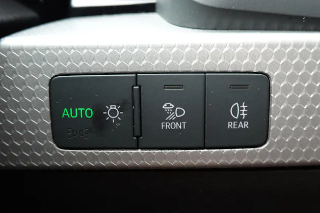 Audi A1 Sportback 30 TFSI S Line S-tronic - "CH Auto * S-Line Inté & Exté * Service Gratuit * Jantes 17 * Temp. Adapt"