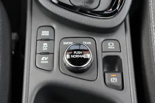Toyota Yaris Cross 1.5 Trend AWDi e-CVT 4x4 - "Leasing 2,9% * Garantie 15 ans * Caméra * Tempomat Adapt."